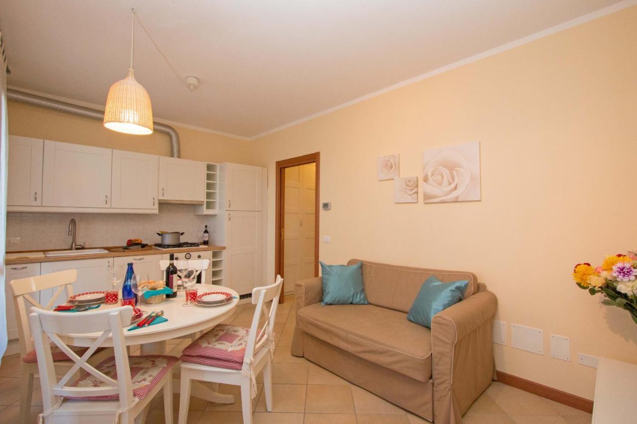 סירמיונה Baglio Degli Ulivi 3 Apartment By Wonderful Italy מראה חיצוני תמונה