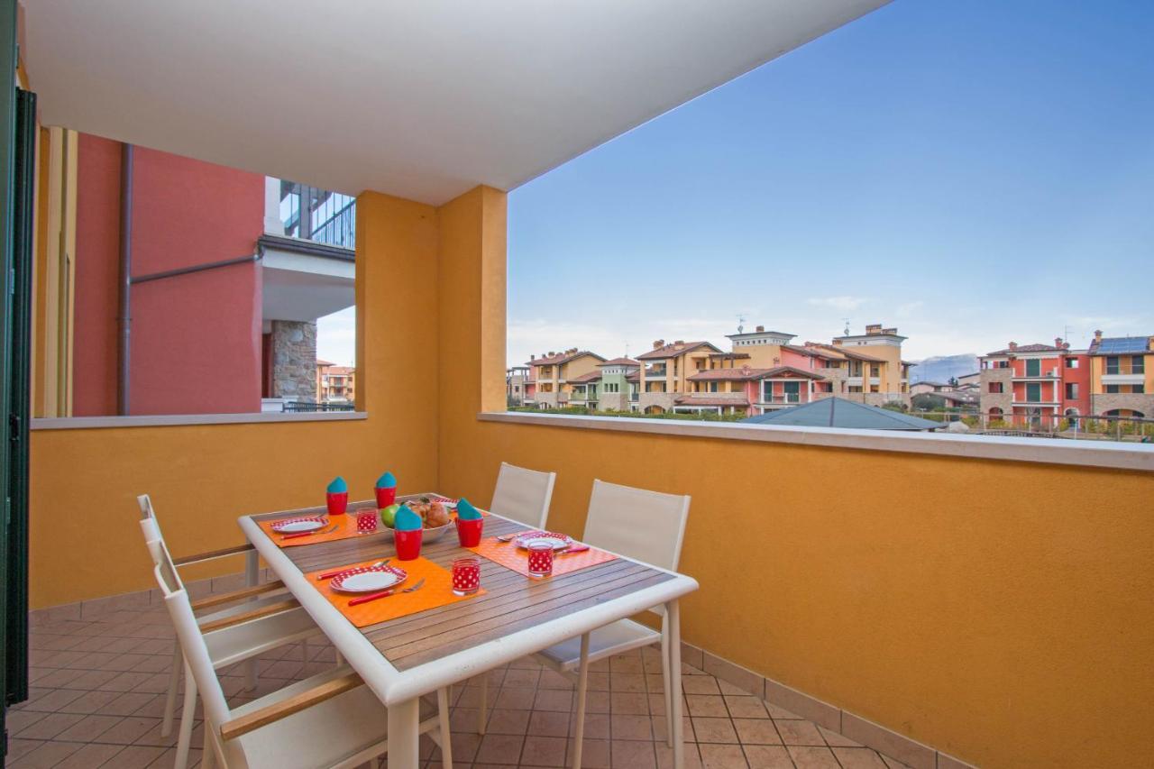סירמיונה Baglio Degli Ulivi 3 Apartment By Wonderful Italy מראה חיצוני תמונה